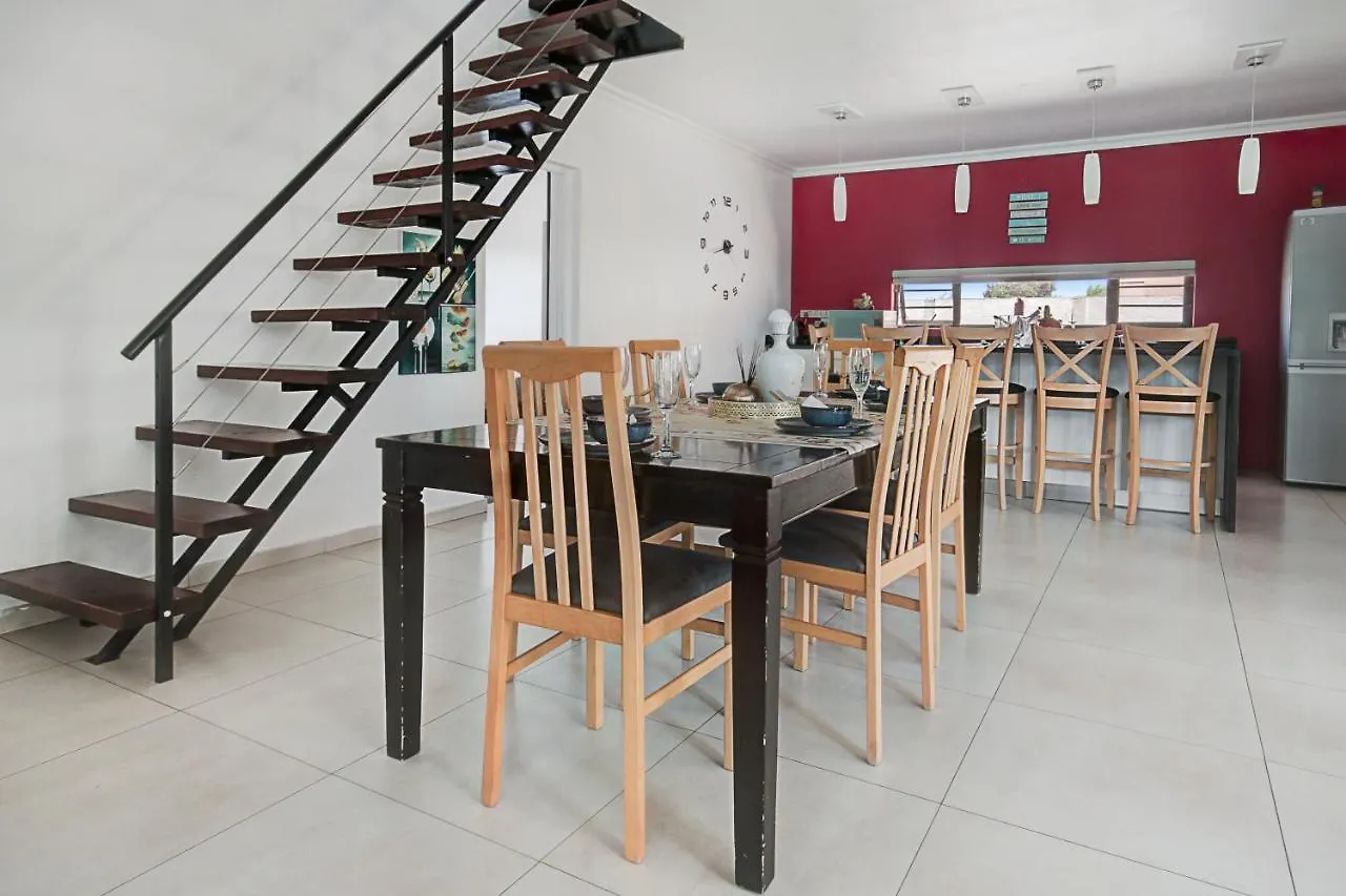 Spacious 4 Bedroom Hideout Sanctuary With Pool Le Cap Afrique du Sud